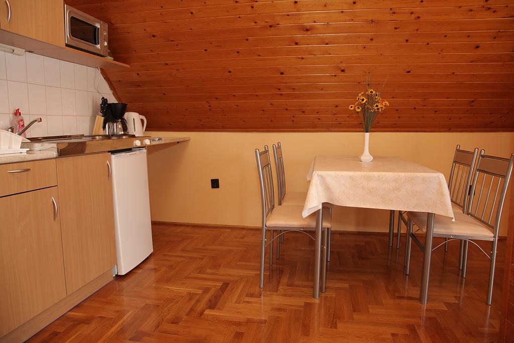 Andrea Apartmanhaz Balatongyörök Exteriör bild