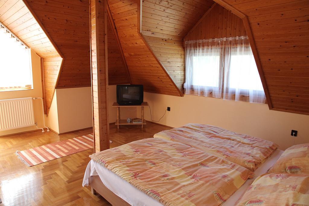 Andrea Apartmanhaz Balatongyörök Exteriör bild
